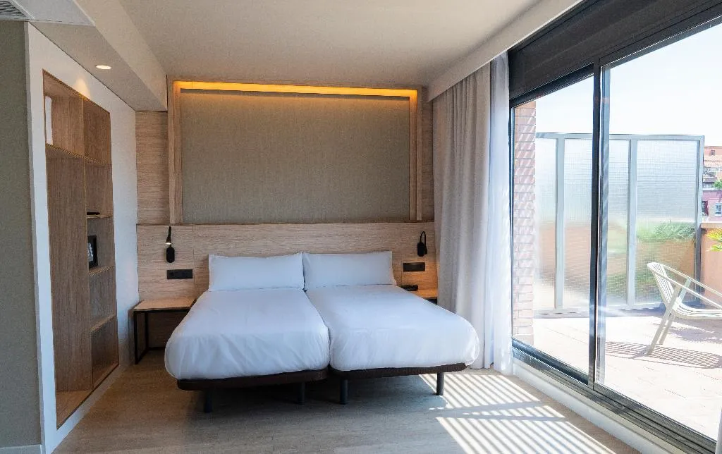 TWIN WITH TERRACE Room, Hotel Sant Pau, Barcelona
