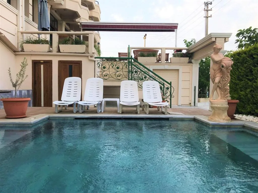 Pool, Lord Hotel, Izmir
