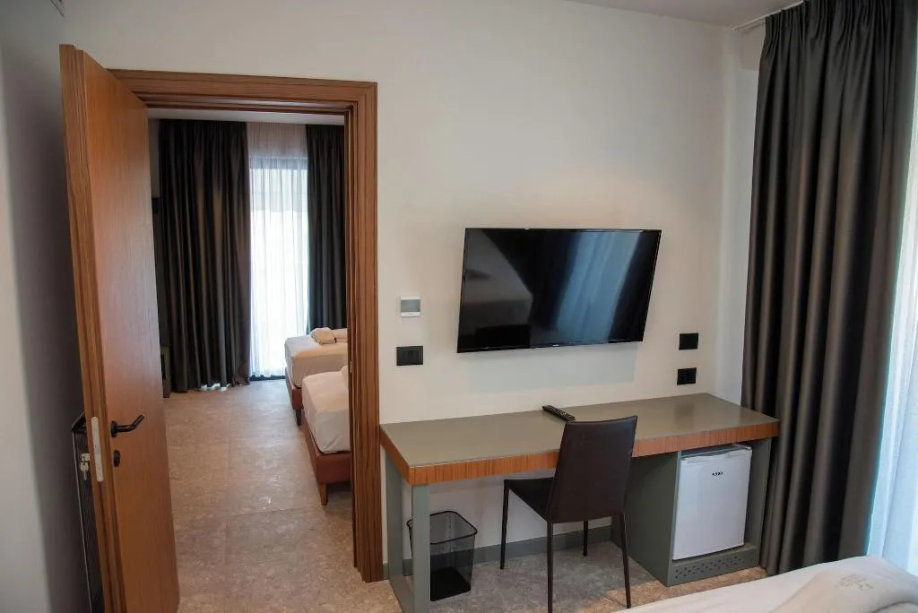 Room, Adria Palace Hotel, Durres