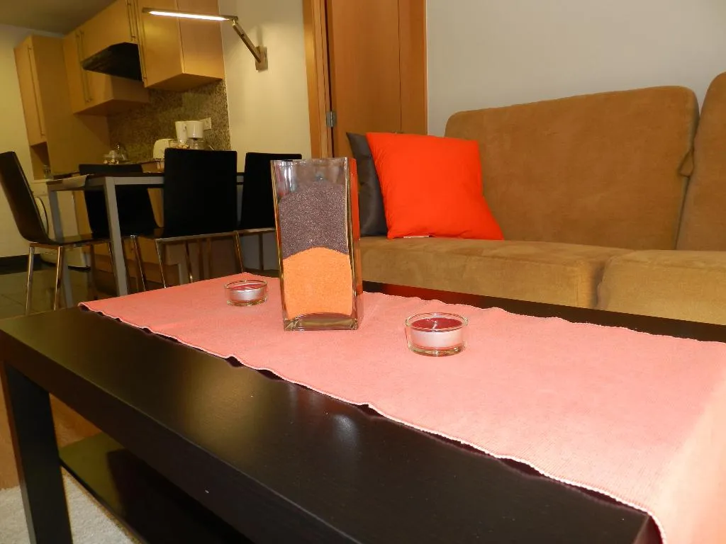 APARTMENT CAPACITY 4 Room, Travessera Parc Guell Apartamentos, Barcelona