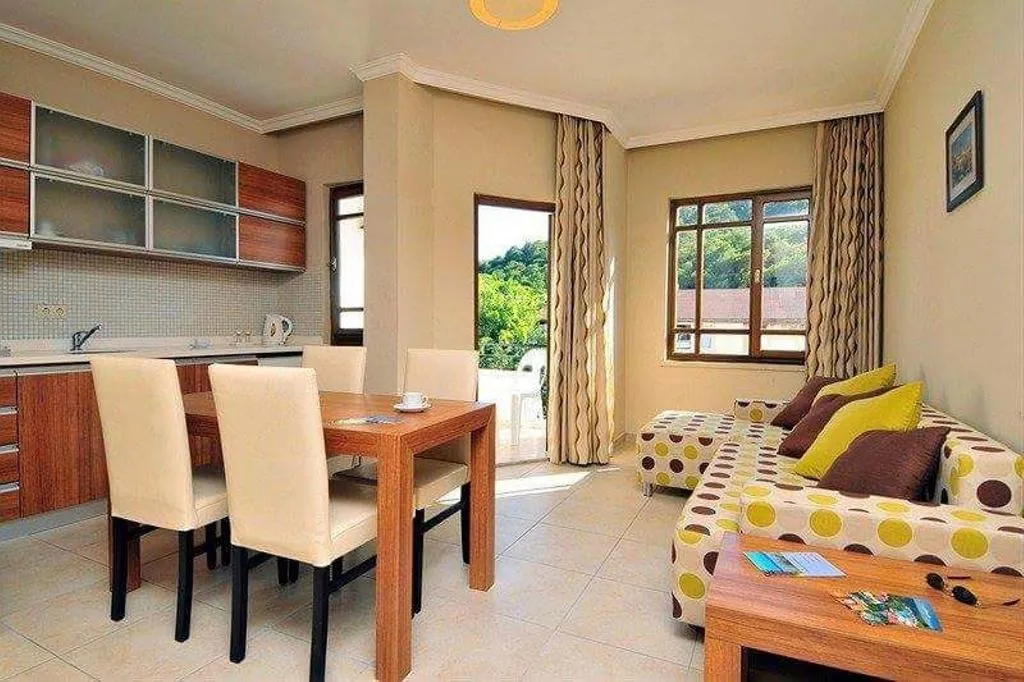 Room, Melissa Moment, Antalya