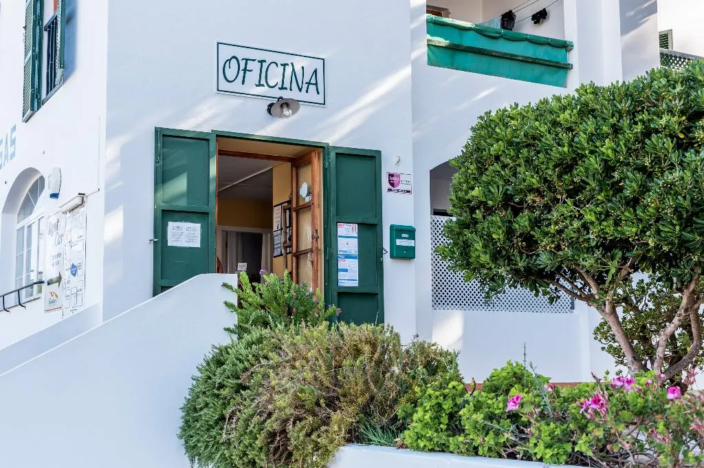 Lobby, Las Brisas I & II, Menorca