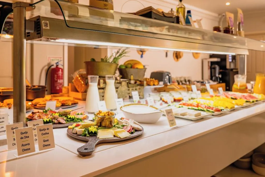 Restaurant, Jardim Da Lapa By Shiadu, Lisbon