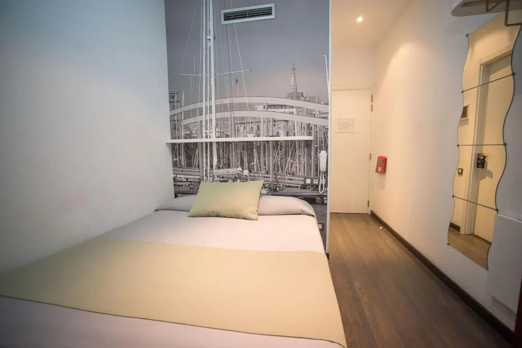 Room, Hotel Curious, Barcelona