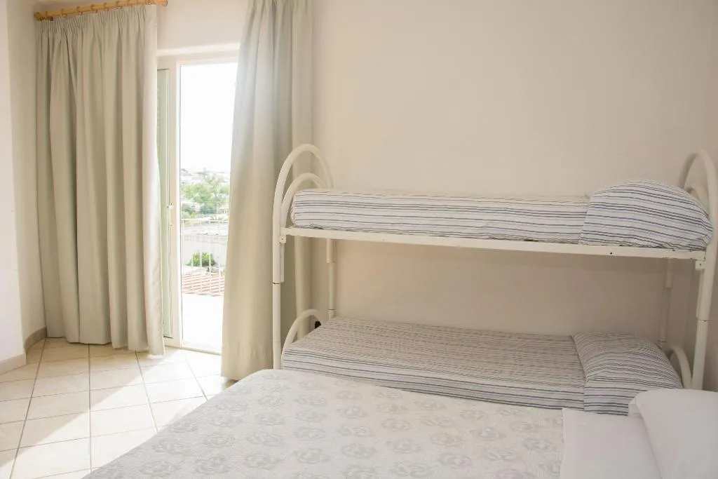 Room DELUXE SEA VIEW WITH BALCONY Room, Hotel Villa Mena, Naples