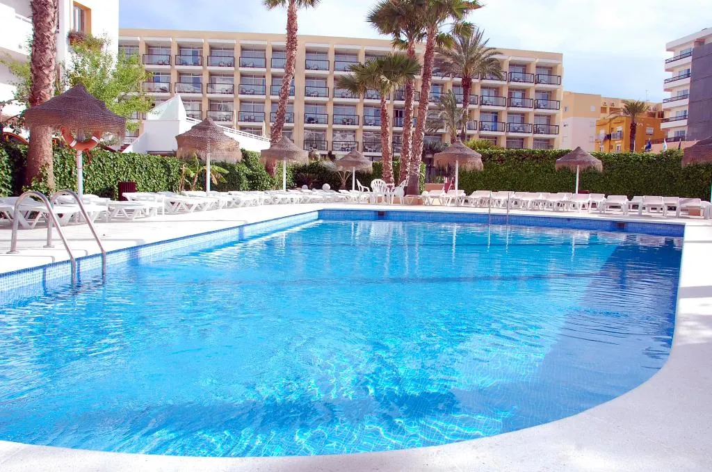 Pool, Mar y Huerta, Ibiza