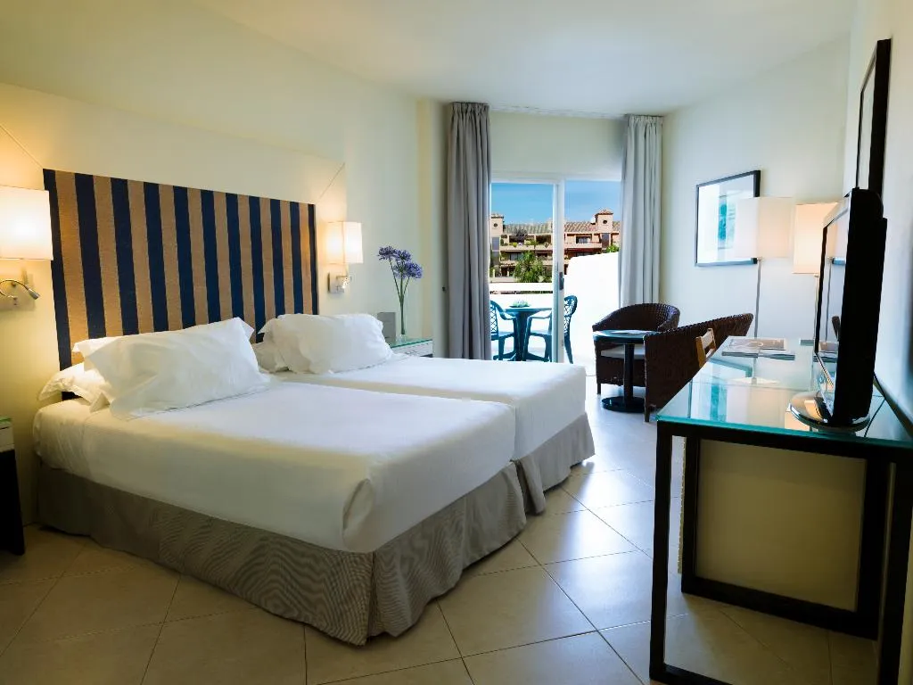 TRIPLE STANDARD Room, H10 Estepona Palace, Costa Del Sol