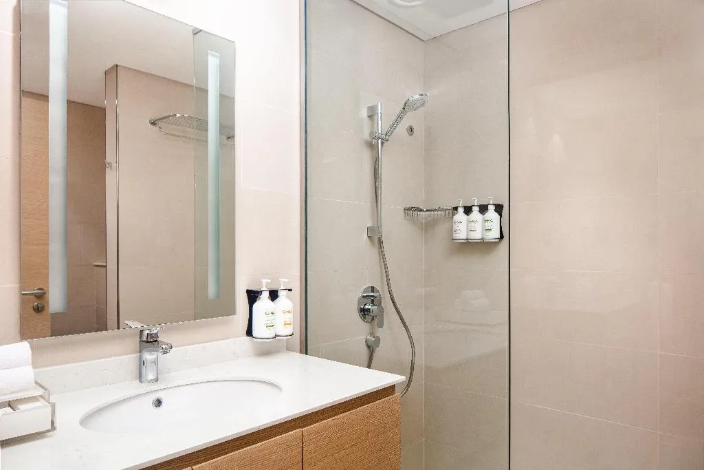 Room STANDARD Room, Holiday Inn Hotel & Suites Dubai Science Park, Dubai