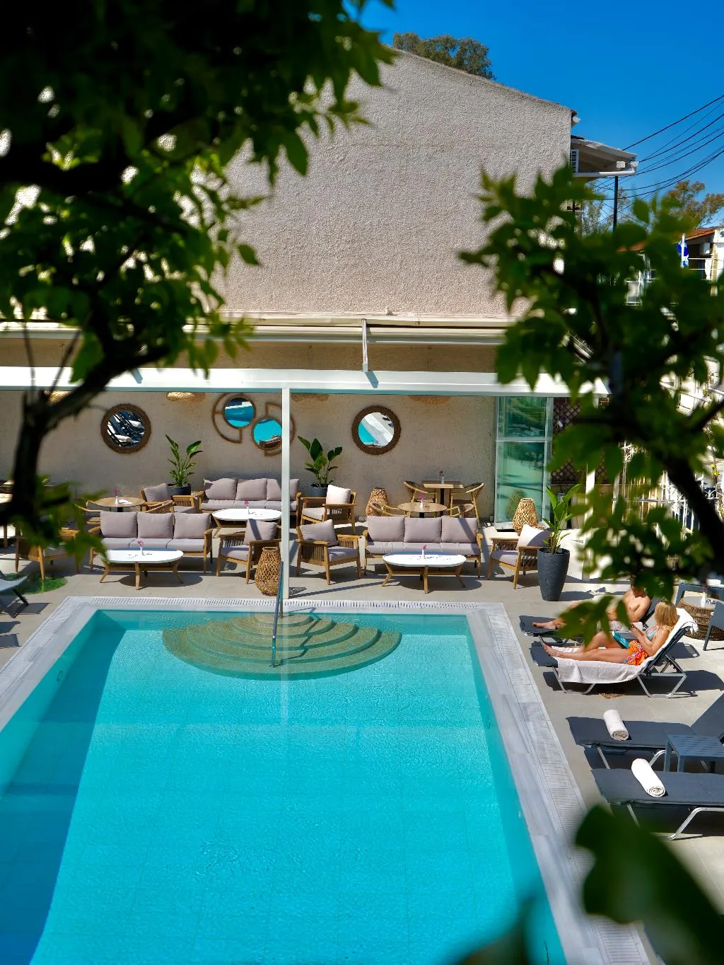 Pool, Telesilla, Corfu
