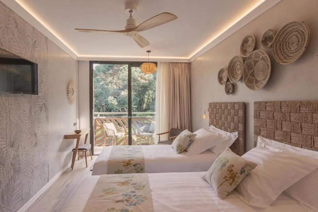 TWIN DELUXE GARDEN VIEW Room, Casa Coco Boutique Hotel & Spa, Costa Brava