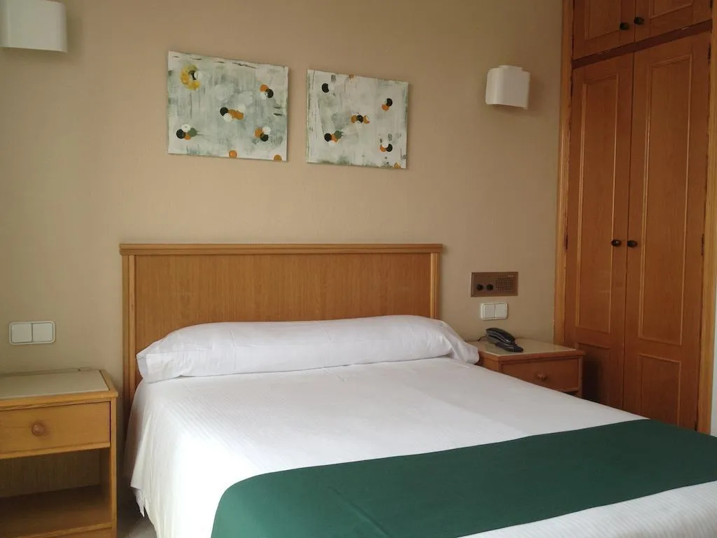 General view, Hotel Albatros, Valencia