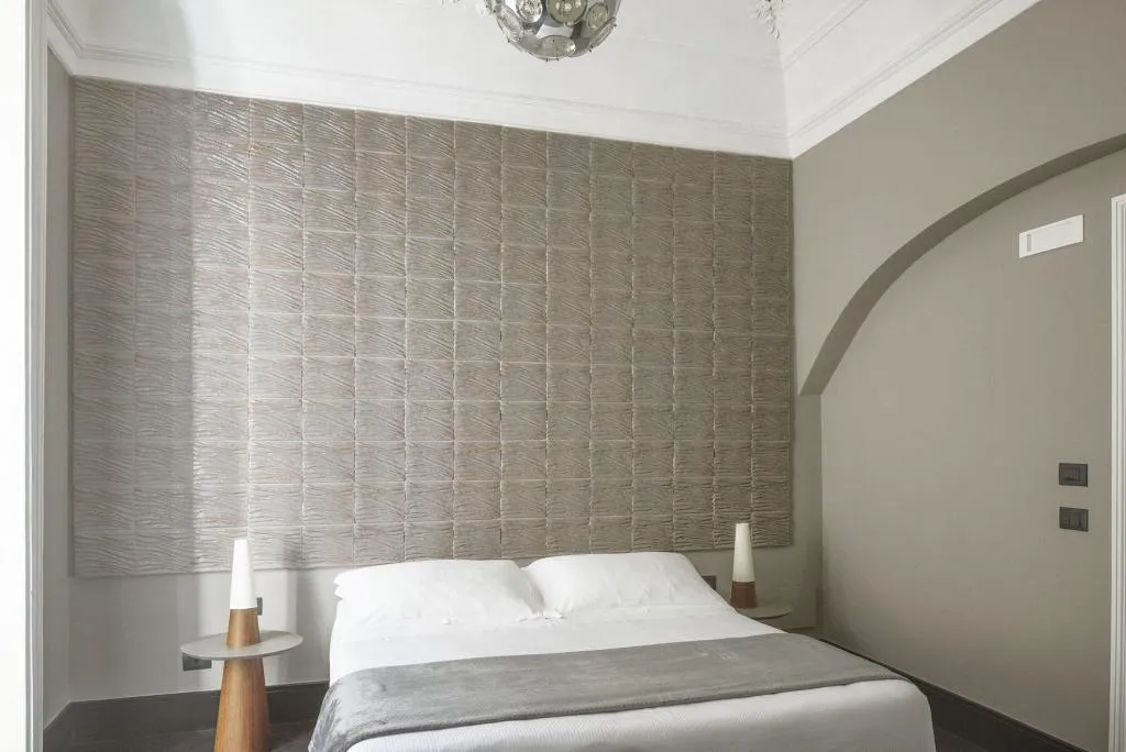 Room, Asmundo Di Gisira, Catania