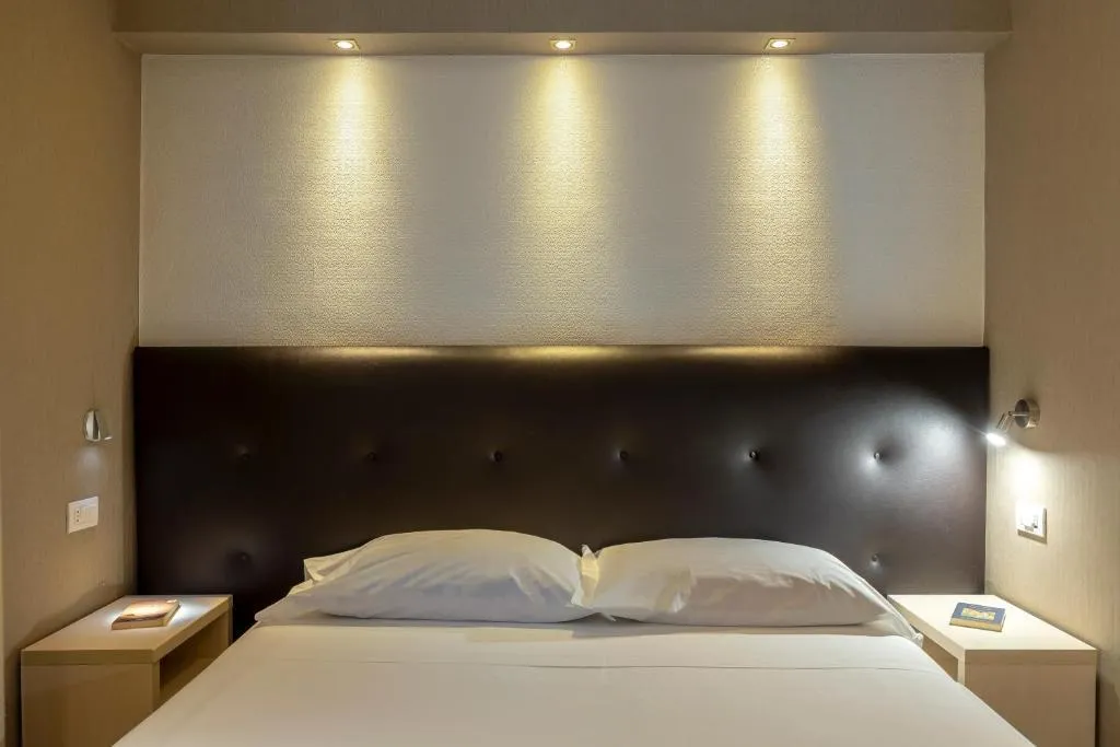DOUBLE ECONOMY Room, Napolit'amo Hotel Medina, Naples