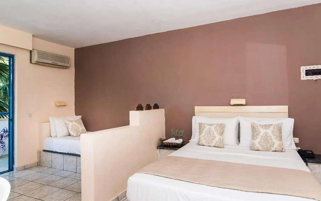 STUDIO CAPACITY 3 Room, Aspro Hotel, Crete