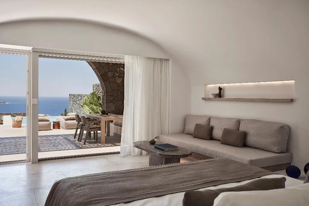 SUITE LUXURY Room, Canaves  Epitome, Santorini