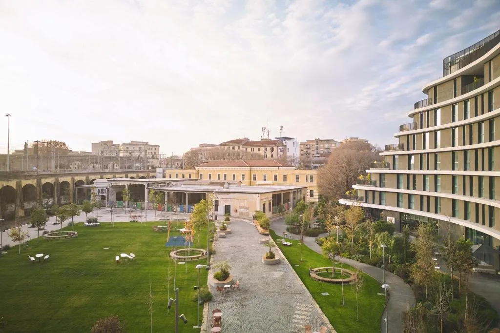 General view, The Social Hub Rome, Naples