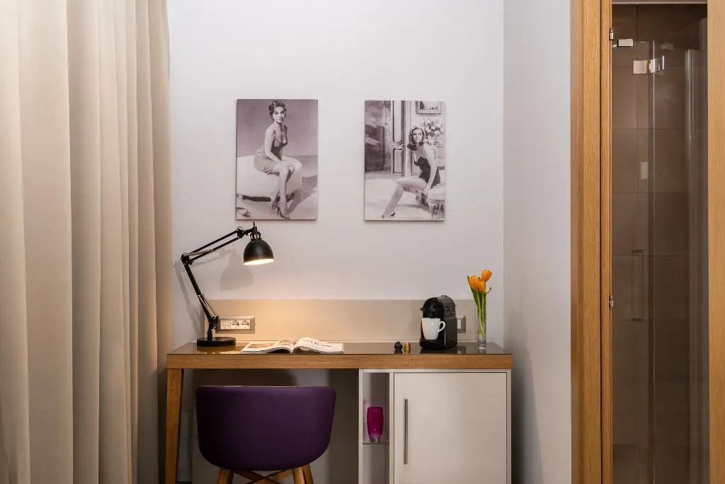 Double or Twin DELUXE Room, NYX Hotel Milan by Leonardo Hotels, Milan