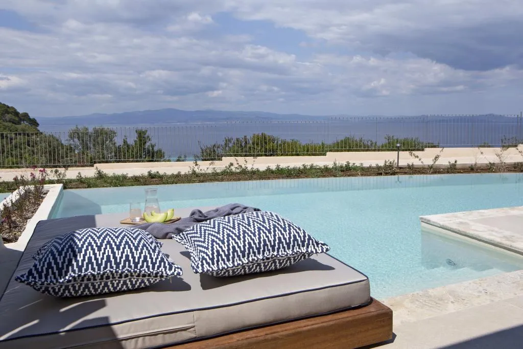 SUITE TWO BEDROOMS Room, MERAVIA Leonardo Limited Edition, Halkidiki