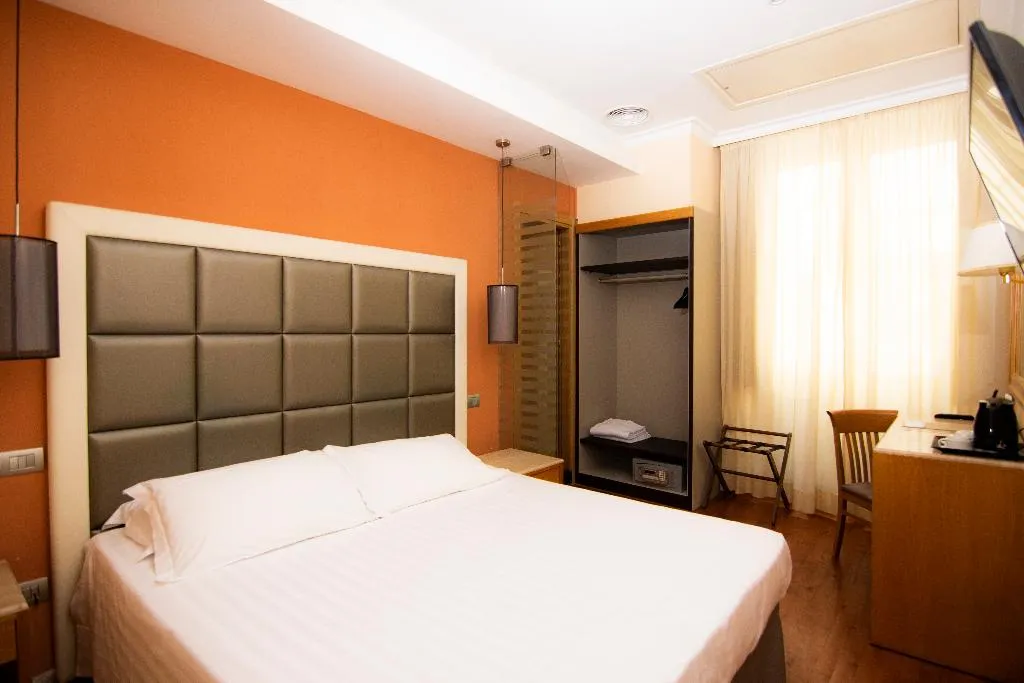 DOUBLE STANDARD Room, Giolli Nazionale, Rome