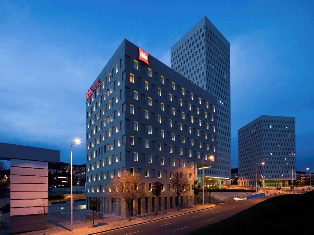 General view, ibis Barcelona Santa Coloma, Barcelona