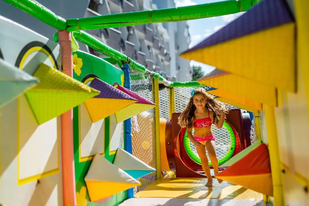 Sports and Entertainment, Prestige Deluxe Hotel Aquapark Club, Varna
