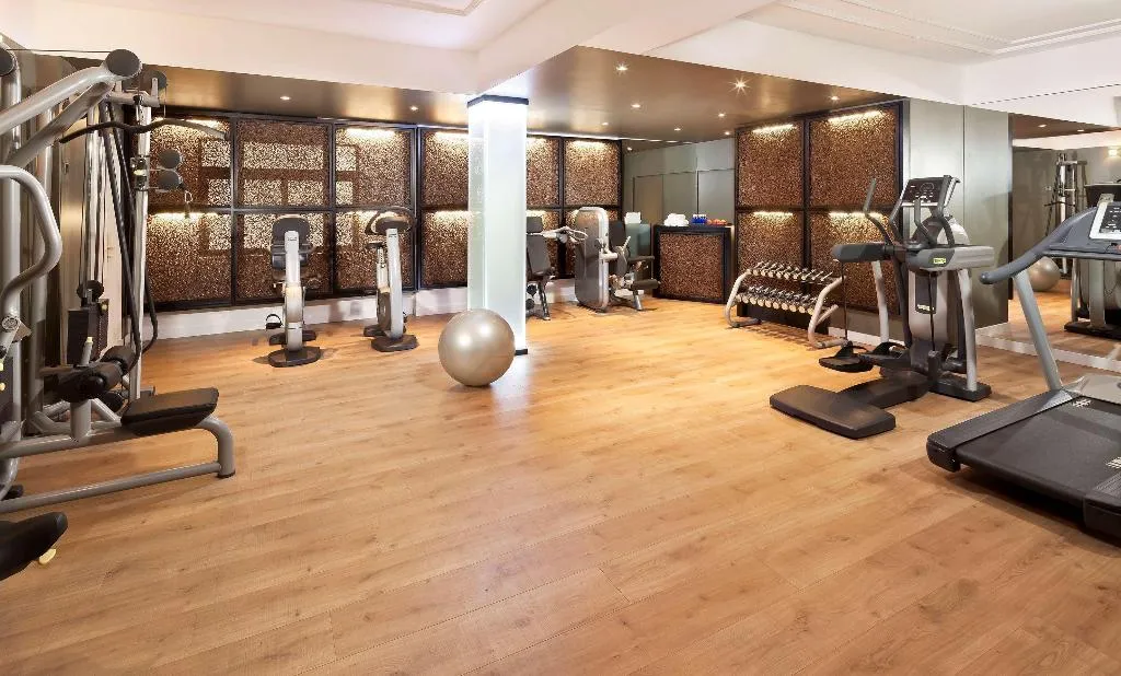 Sports and Entertainment, Hotel Fenix Gran Meliá, Madrid
