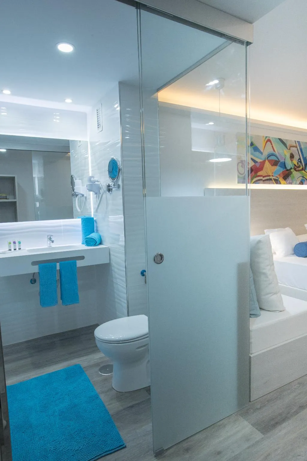 Double or Twin SEA VIEW CAPACITY 2 Room, Surfing Colors, Fuerteventura