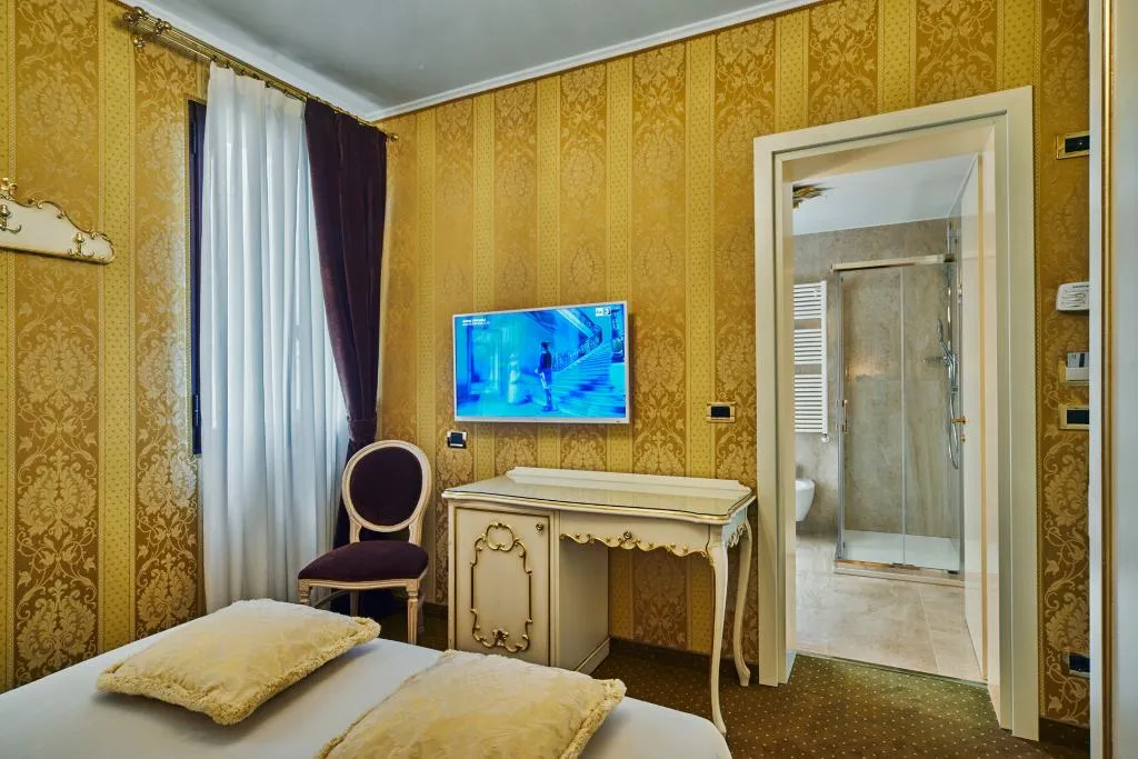 DOUBLE CLASSIC Room, Gardena, Venice