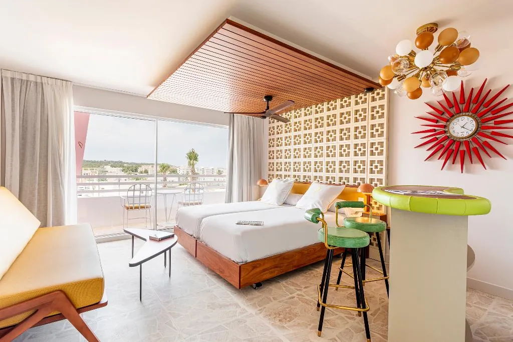 JUNIOR SUITE POOL VIEW Room, Los Felices Ibiza, Ibiza