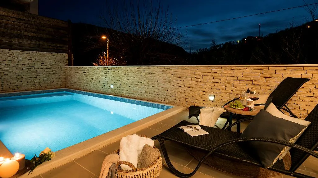 VILLA FOUR BEDROOMS Room, Villa Le Lu, Split