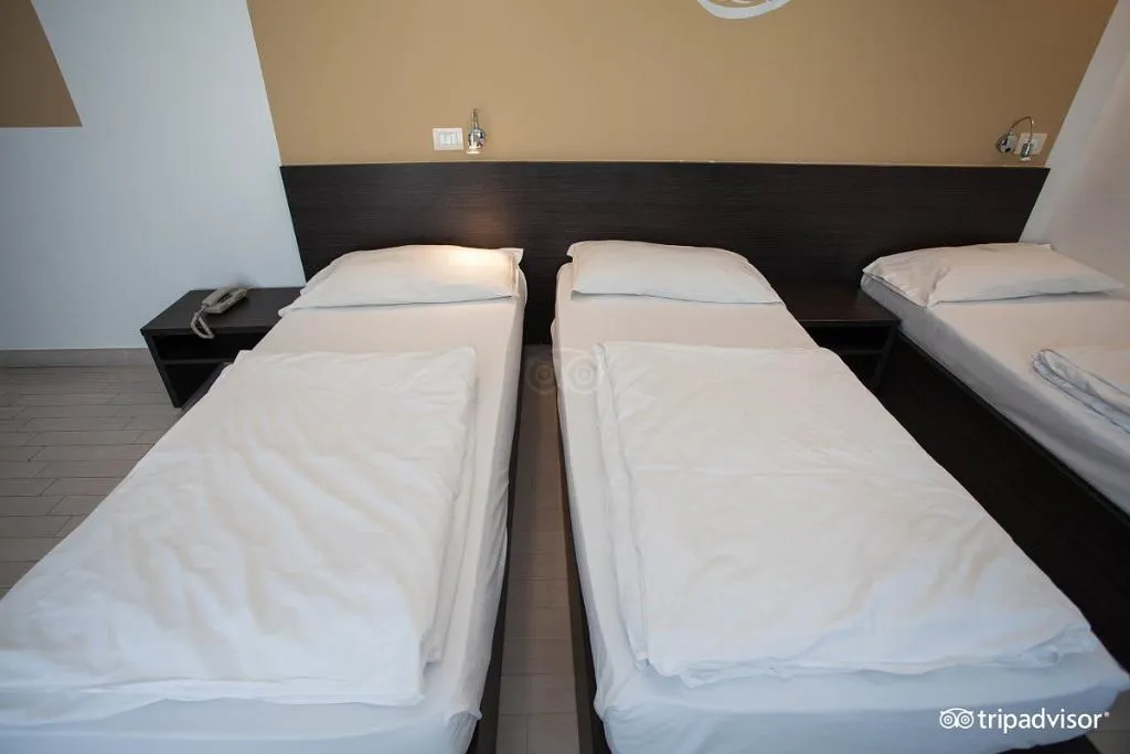 Room, Ca' del Moro, Venice