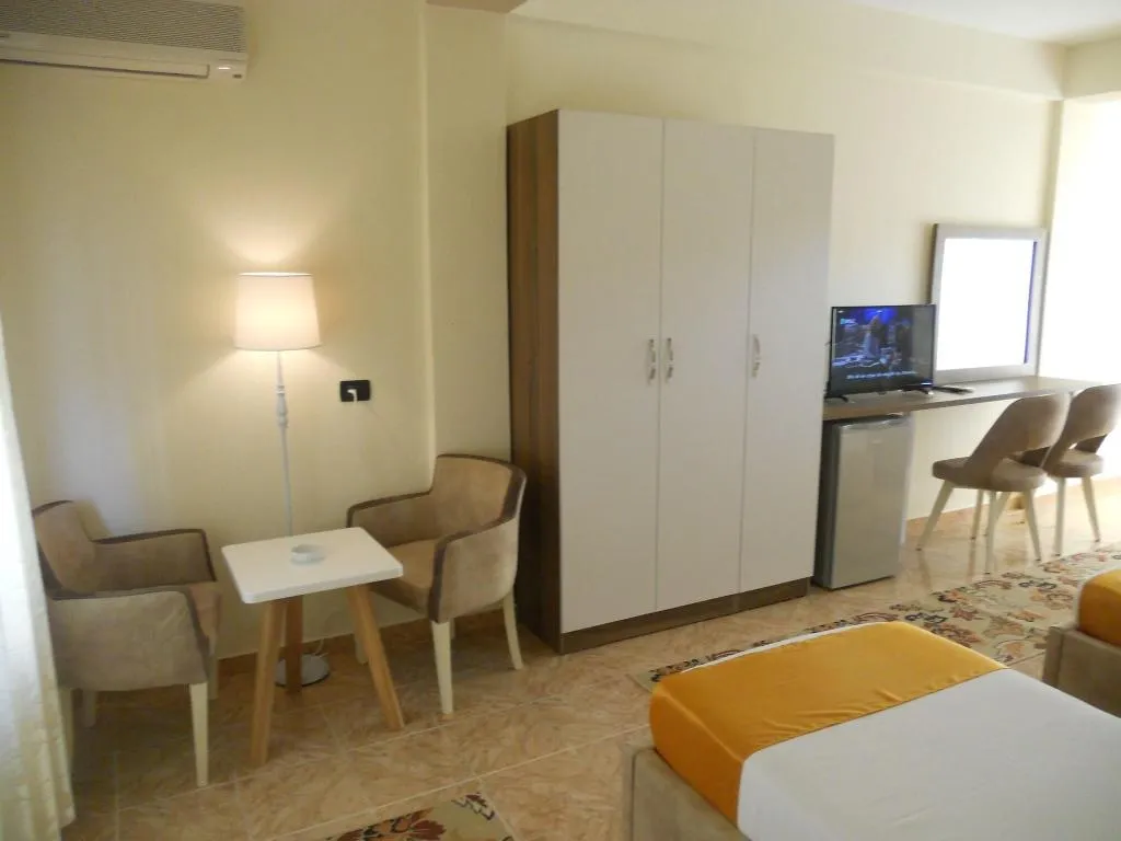 TRIPLE STANDARD Room, Onorato Hotel, Kavaje