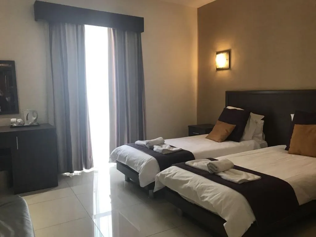 Double or Twin SUPERIOR Room, The Windsor Hotel, Malta