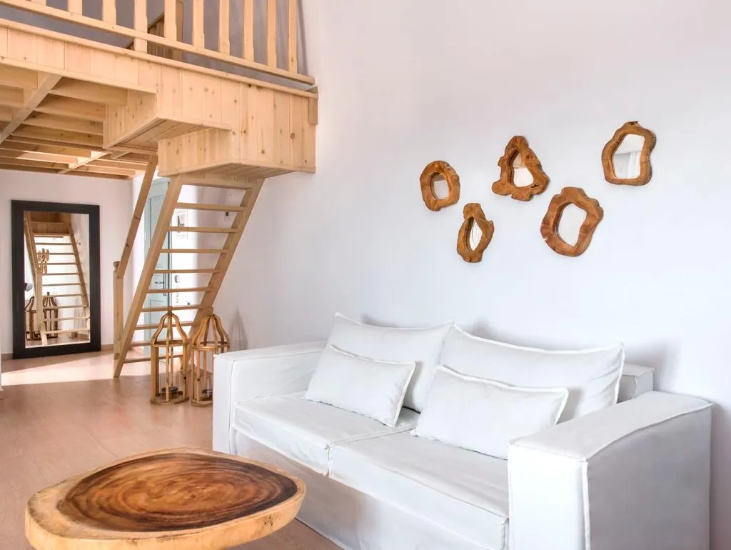 SUITE WITH PRIVATE POOL Room, Astro Palace, Santorini
