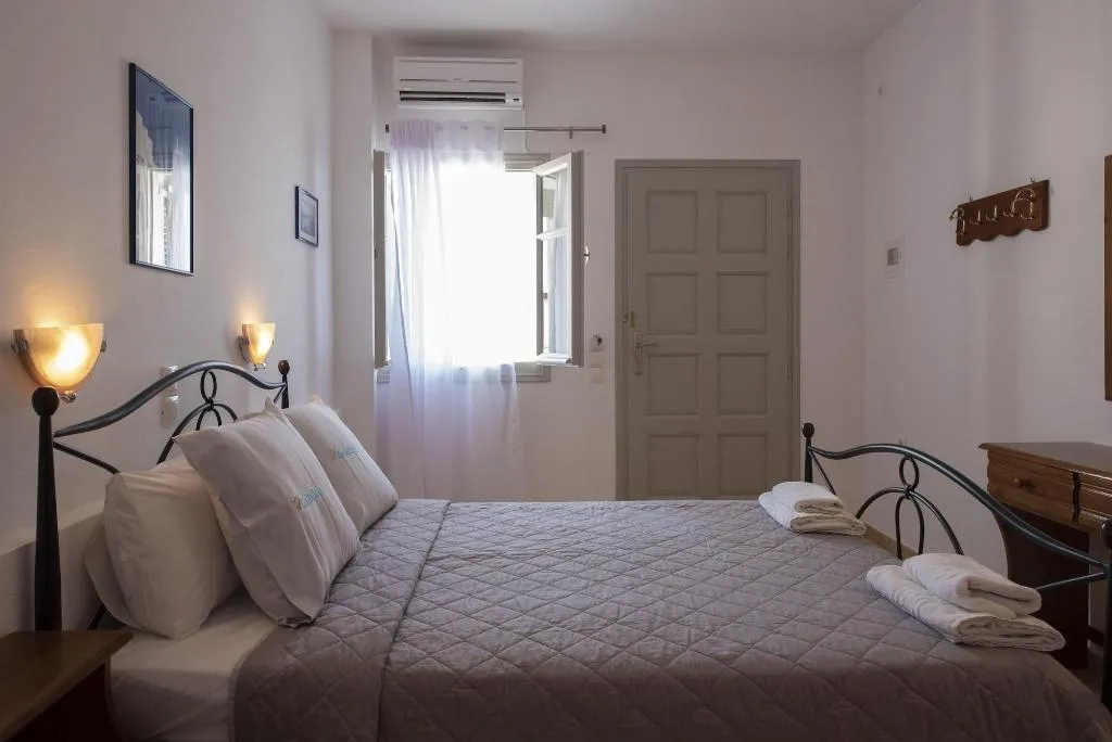 Room, Villa Galinia, Santorini