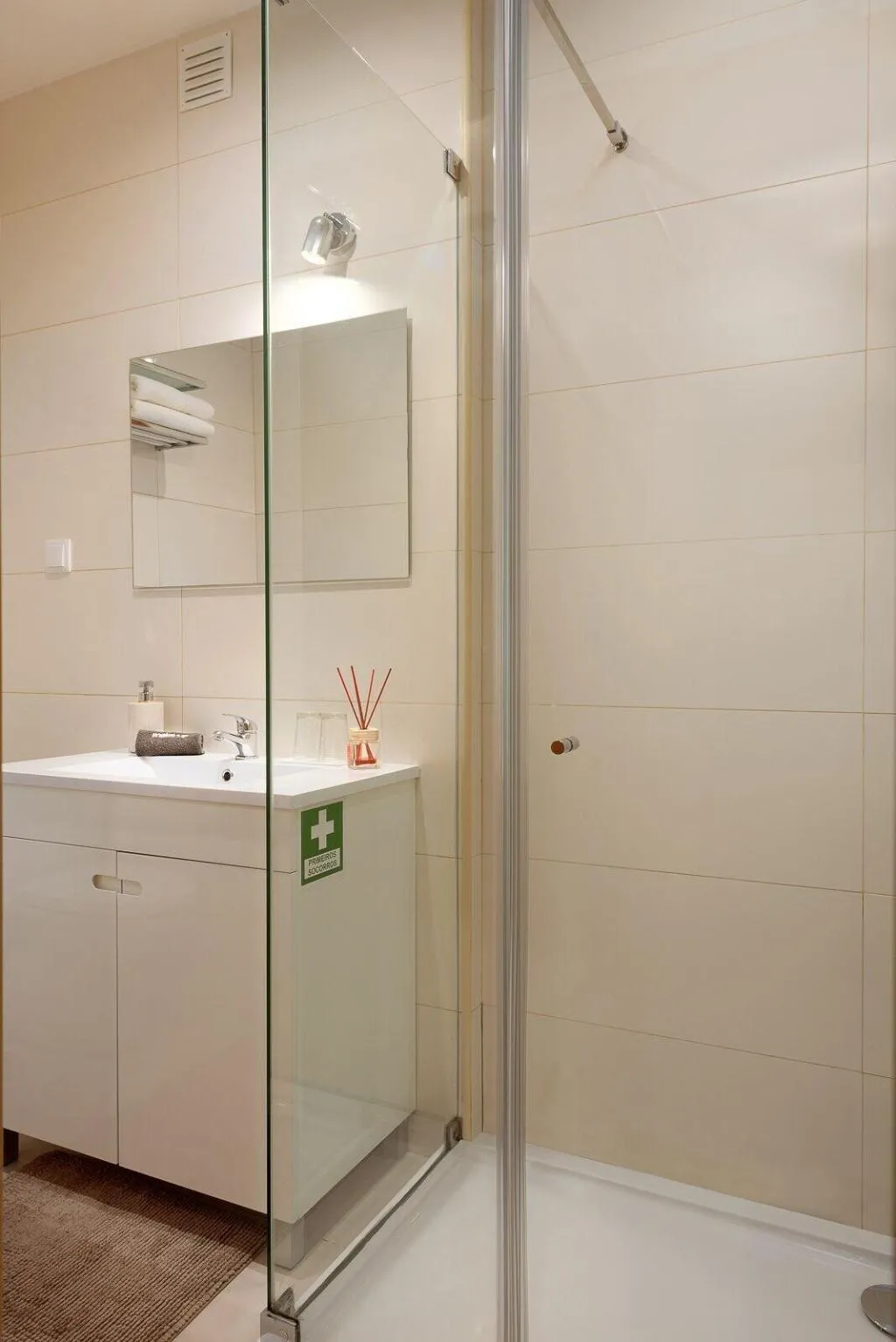 Room, Oporto Stories Apartments - Santa Catarina, 219, Porto