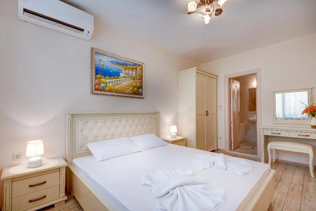 APARTMENT TWO BEDROOMS Room, Artur Vip Residence Club, Bourgas