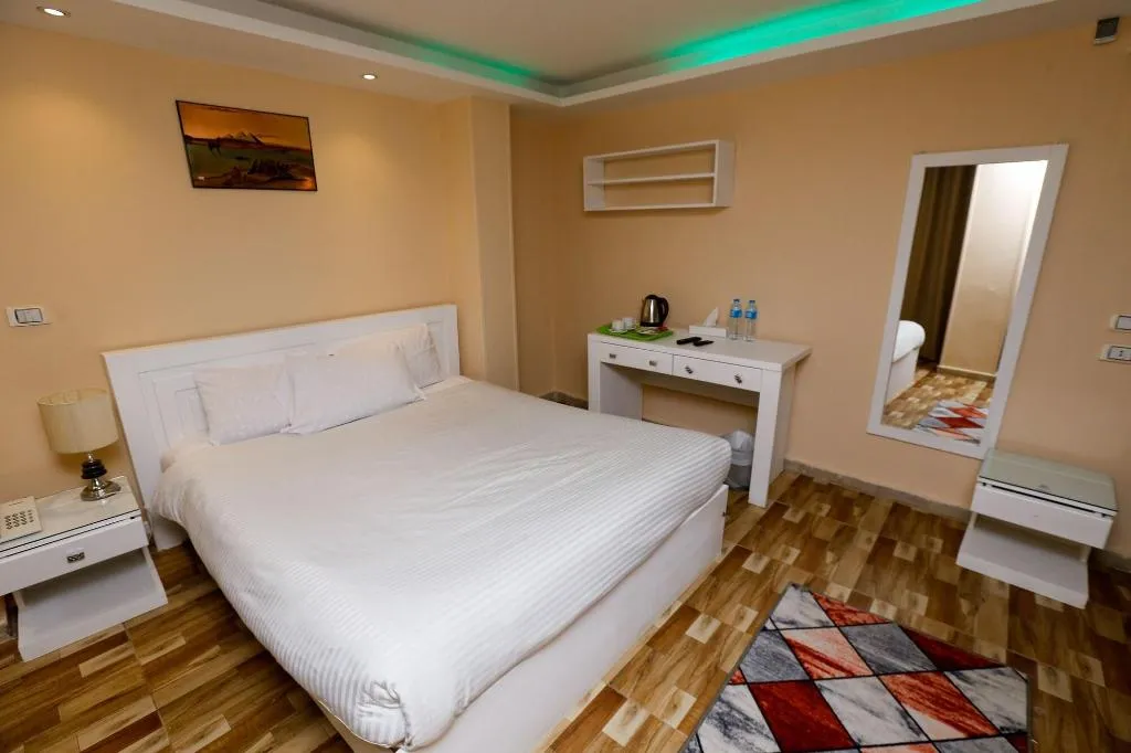 Room, Turquoise Pyramids Hotel, Cairo