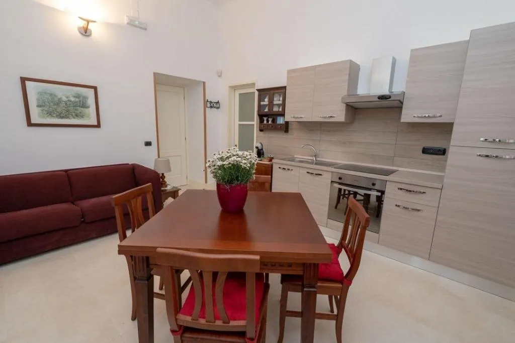 Room, Moon Luxury Rooms & Apartments, Naples
