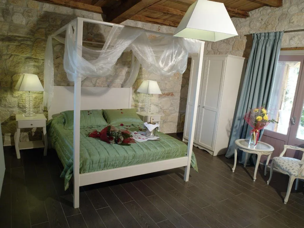 Room, Petrino Suites, Thessaloniki