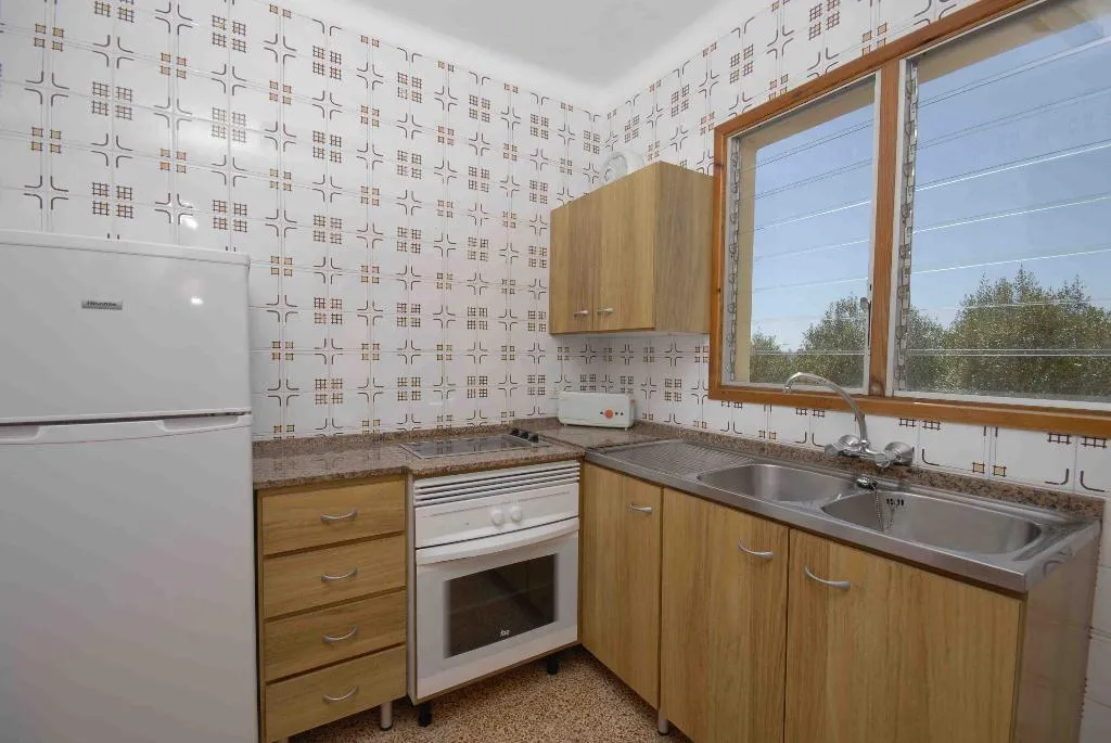 APARTMENT CAPACITY 4 ONE BEDROOM Room, Sol Naixent-Bonaire, Majorca