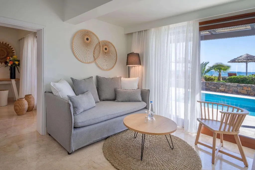 SUITE WITH PRIVATE POOL Room, Blue Sea Beach Affiliated by Melia, Crete