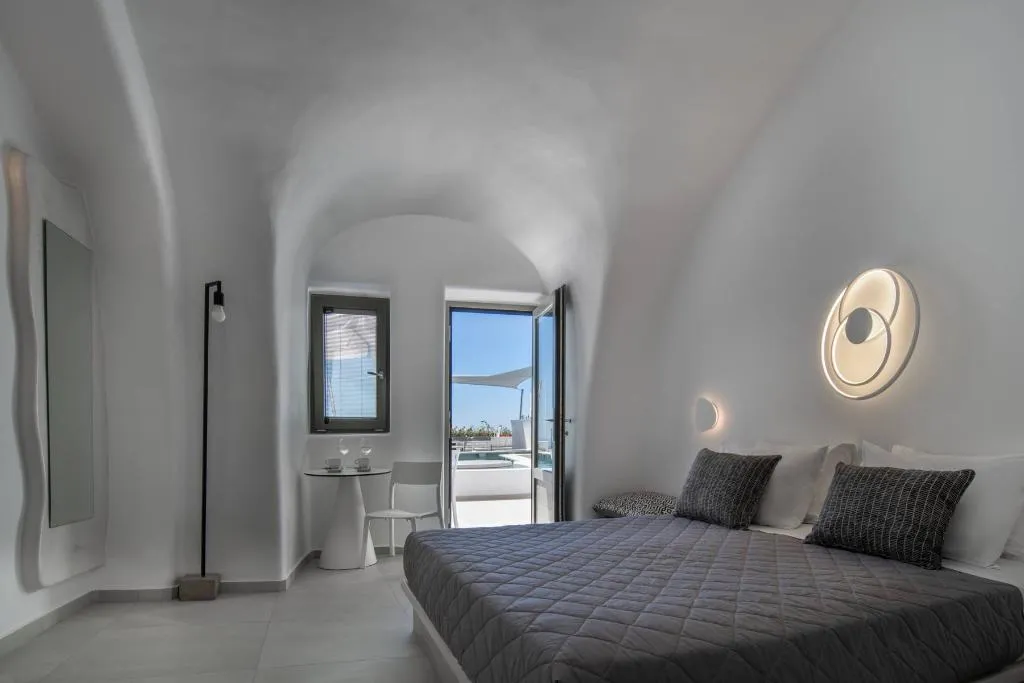 Double or Twin POOL VIEW Room, Kasimatis by La Perla, Santorini