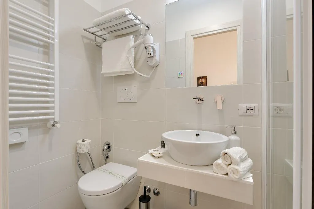 SINGLE STANDARD Room, Dolce Luxury Rooms, Rome