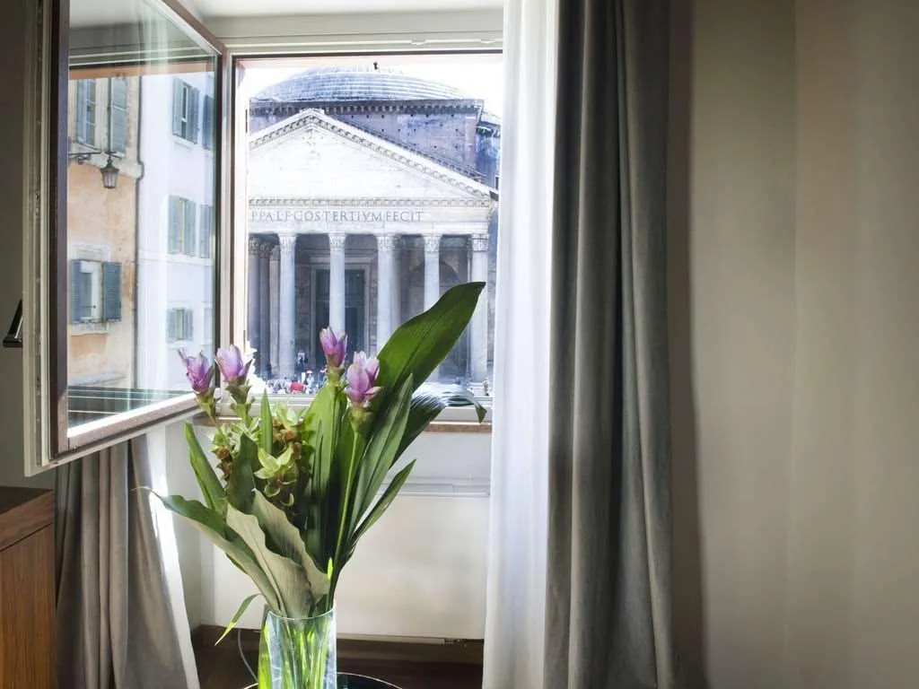Room, Antico Albergo del Sole al Pantheon, Rome