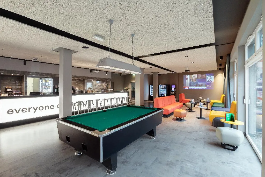Sports and Entertainment, a&o Berlin Hauptbahnhof, Berlin