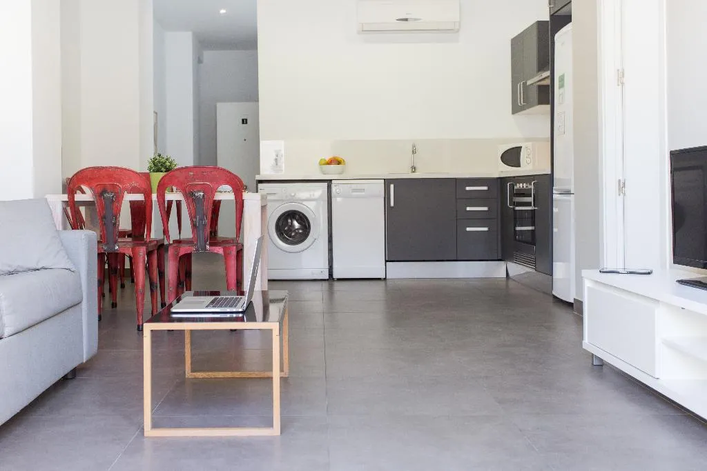 APARTMENT CAPACITY 3 ONE BEDROOM Room, Valencia Centre Torres de Quart, Valencia