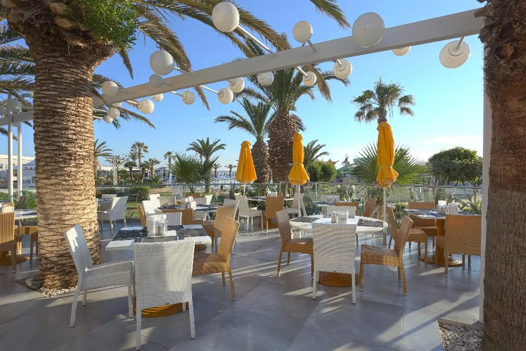 Restaurant, Lyttos Beach, Crete