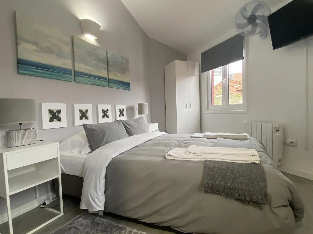 Room, Residencial Triunfo, Porto
