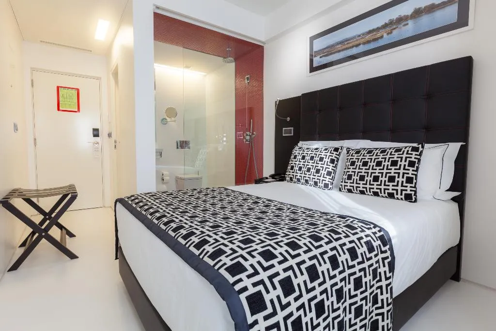 DOUBLE CLASSIC Room, Faro Boutique Hotel, Algarve